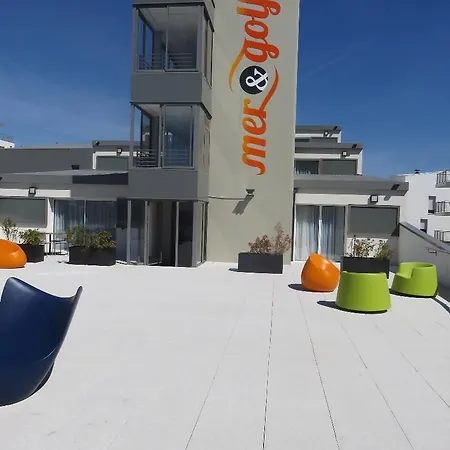 Appart-hotel & Golf Bassins A Flot Apart Otel 3*
