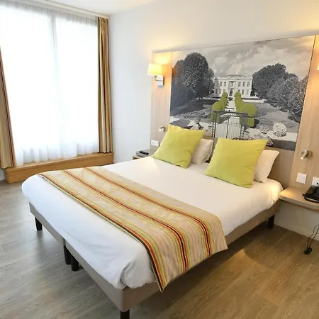Appart-hotel & Golf Bassins A Flot בורדו