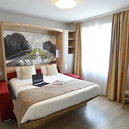 מלון דירות Appart-hotel & Golf Bassins A Flot