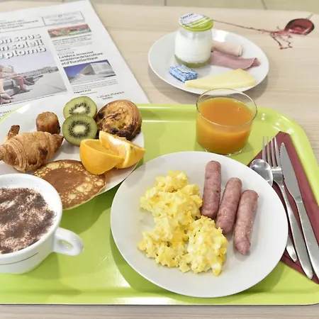 Appart-hotel & Golf Bassins A Flot 3* בורדו